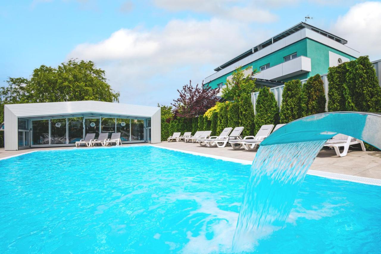 Osrodek Sea Star Premium Hotel Sarbinowo Kültér fotó
