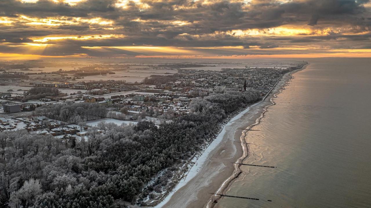 Osrodek Sea Star Premium Hotel Sarbinowo Kültér fotó