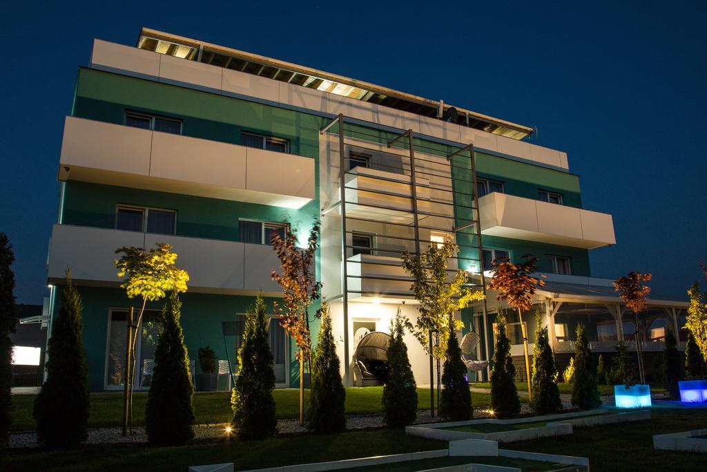 Osrodek Sea Star Premium Hotel Sarbinowo Kültér fotó